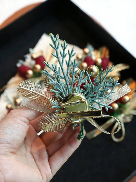 Wedding wristband flowers, wedding corsage flowers