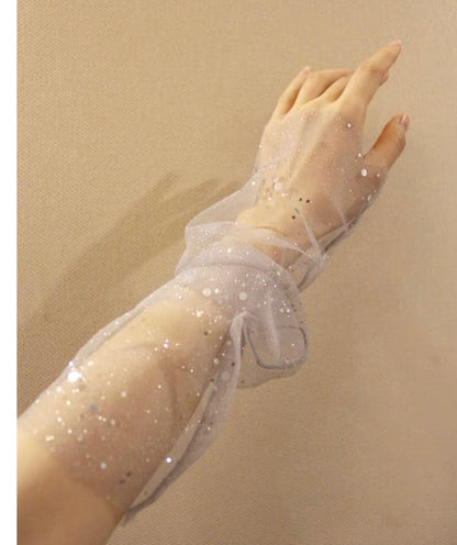 Bride's wedding dress gloves