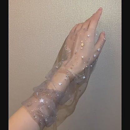 Bride's wedding dress gloves